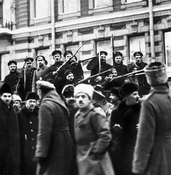 此次革命活動從1917年2月底持續至3月初 - 俄羅斯衛星通訊社