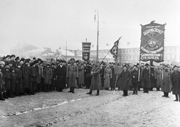 此次革命活動從1917年2月底持續至3月初 - 俄羅斯衛星通訊社