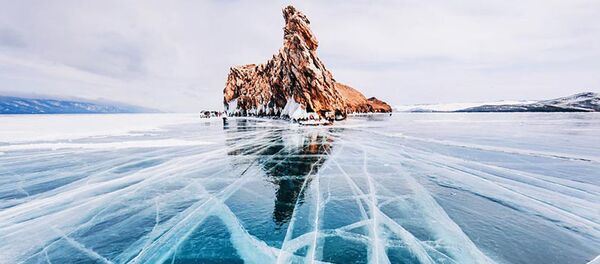 冰封的貝加爾湖 - 俄羅斯衛星通訊社