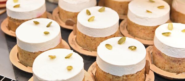 研究人员找到人们嗜好饮酒和甜食的原因 - 俄罗斯卫星通讯社