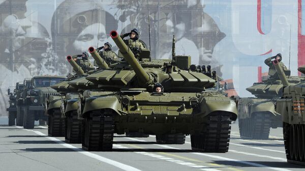 Russian T-72B3 tanks during a rehearsal of the Victory Day parade - 俄罗斯卫星通讯社
