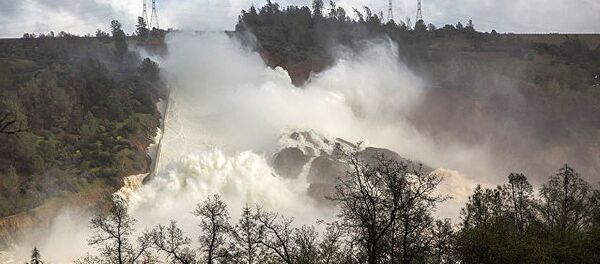 美國奧羅維爾市水壩 - 俄羅斯衛星通訊社