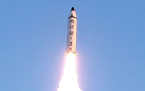 朝鲜于当地时间12日7时55分从位于平安北道的军事基地试射一枚弹道导弹。 - 俄罗斯卫星通讯社