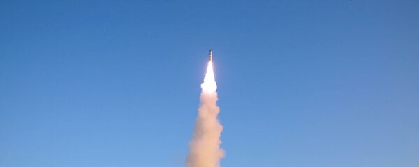 Испытательный пуск северокорейской баллистической ракеты Pukguksong-2 - 俄罗斯卫星通讯社