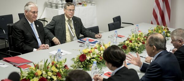 雷克斯·蒂勒森与与拉夫罗夫 - 俄罗斯卫星通讯社