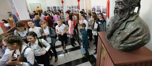 克里米亚或建孔子学院 克里米亚或建孔子学院 - 俄罗斯卫星通讯社