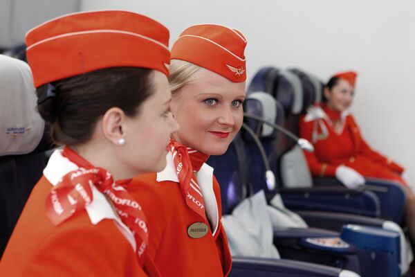 俄羅斯航空公司空姐 - 俄羅斯衛星通訊社