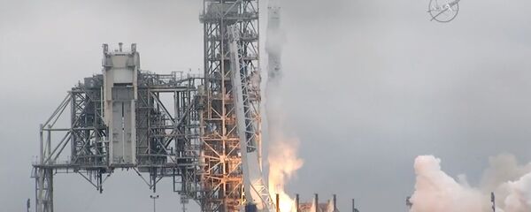 美國宇航局：獵鷹9運載火箭搭載“龍”宇宙飛船向國際空間站運送物資 - 俄羅斯衛星通訊社