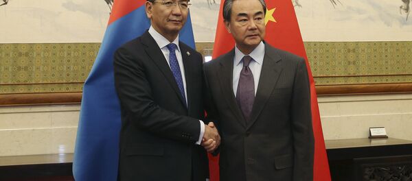 中国外长：中方欢迎蒙古国领导人出席“一带一路”国际合作高峰论坛 - 俄罗斯卫星通讯社