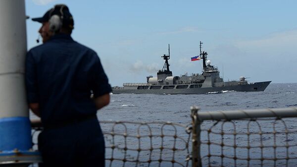 菲美海軍演習在南海 - 俄羅斯衛星通訊社