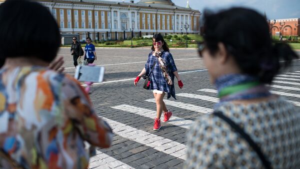 Chinese tourists on the territory of the Moscow Kremlin - 俄羅斯衛星通訊社