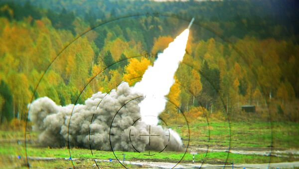 俄專家：烏克蘭無力自行生產“龍捲風”火箭炮炮彈 - 俄羅斯衛星通訊社