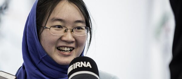 中国棋手谭中怡摘得国际象棋棋后桂冠 中国棋手谭中怡摘得国际象棋棋后桂冠 - 俄罗斯卫星通讯社