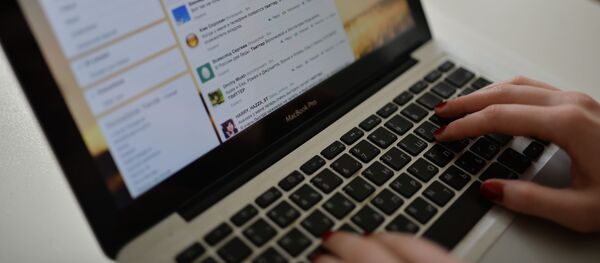 科学家：沉迷社交网络导致与现实生活隔绝 - 俄罗斯卫星通讯社