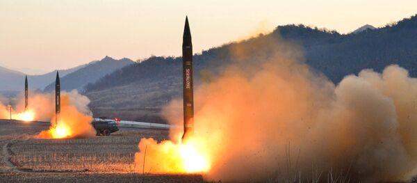 朝鲜6日进行了四次导弹发射，其中3枚落入距日本西北部秋田县以西300-500公里的专属经济区范围内。 - 俄罗斯卫星通讯社