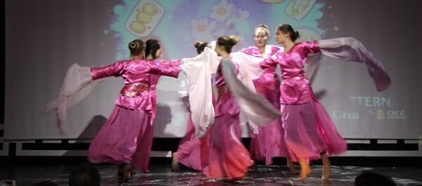 中俄演员为两国人民情谊联袂奉献精彩演出获如潮好评 中俄演员为两国人民情谊联袂奉献精彩演出获如潮好评 - 俄罗斯卫星通讯社