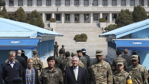 美国国务卿蒂勒森访问韩国 - 俄罗斯卫星通讯社