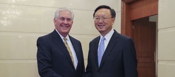 中国国务委员杨洁篪与美国国务卿蒂勒森讨论了两国关系发展问题 - 俄罗斯卫星通讯社