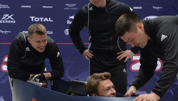 俄羅斯選手在有舵雪橇世界杯四人組項目上奪冠 - 俄羅斯衛星通訊社