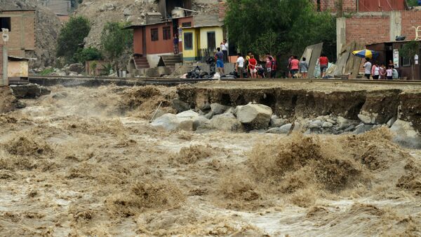 Последствия наводнения в Перу - 俄罗斯卫星通讯社