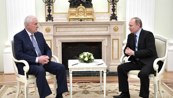南奥塞梯共和国总统列昂尼德∙季比洛夫与俄罗斯总统普京 - 俄罗斯卫星通讯社