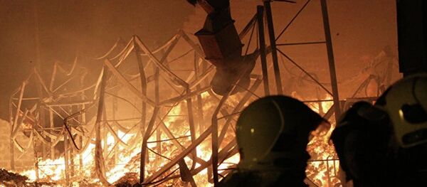 烏克蘭彈藥庫起火疏散約1.5萬人 - 俄羅斯衛星通訊社