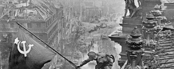 Знамя Победы над Берлином - 俄羅斯衛星通訊社