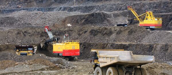 俄中基礎設施和礦業領域基金資金量將各增至100億美元 俄中基礎設施和礦業領域基金資金量將各增至100億美元 - 俄羅斯衛星通訊社