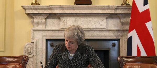 英国首相：苏格兰、北爱尔兰和威尔士将因脱欧获得新的权能 - 俄罗斯卫星通讯社