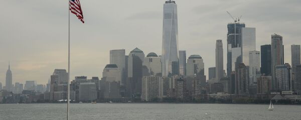 7岁小姑娘自己驾车带瘾君子爸爸看医生 - 俄罗斯卫星通讯社