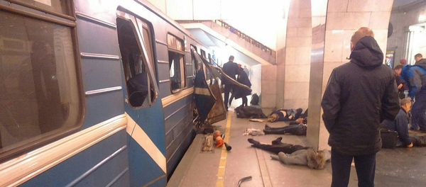 普京向圣彼得堡地铁爆炸遇难者亲属表示慰问 - 俄罗斯卫星通讯社