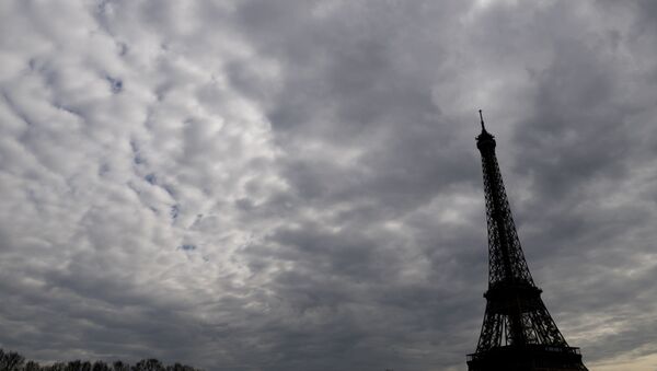 巴黎市长：埃菲尔铁塔将熄灯悼念伦敦恐怖袭击遇难者 - 俄罗斯卫星通讯社