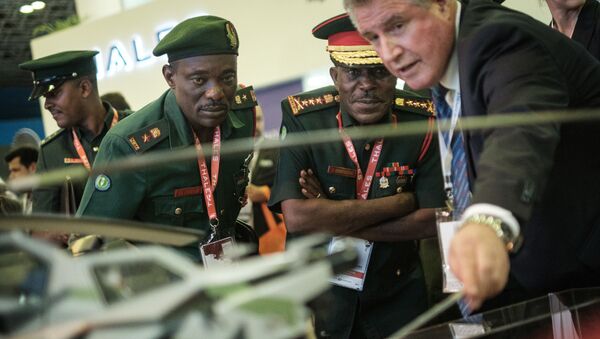 Делегация из Танзании на выставке авиационных и оборонных систем LAAD 2017 в Бразилии - 俄羅斯衛星通訊社