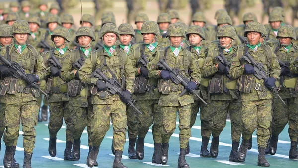 媒體：菲律賓總統下令在南海爭議島嶼部署軍隊 - 俄羅斯衛星通訊社