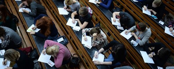 “全民听写-2016” “全民听写-2016” - 俄罗斯卫星通讯社