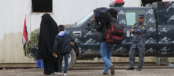 摩蘇爾平民 - 俄羅斯衛星通訊社