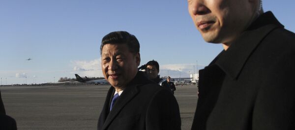 習近平在回程途中與阿拉斯加州州長進行會面 習近平在回程途中與阿拉斯加州州長進行會面 - 俄羅斯衛星通訊社