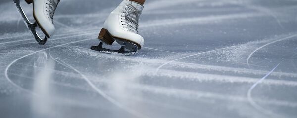 俄花滑明星利普尼茨卡娅称自称为其父亲的男子是骗子 - 俄罗斯卫星通讯社