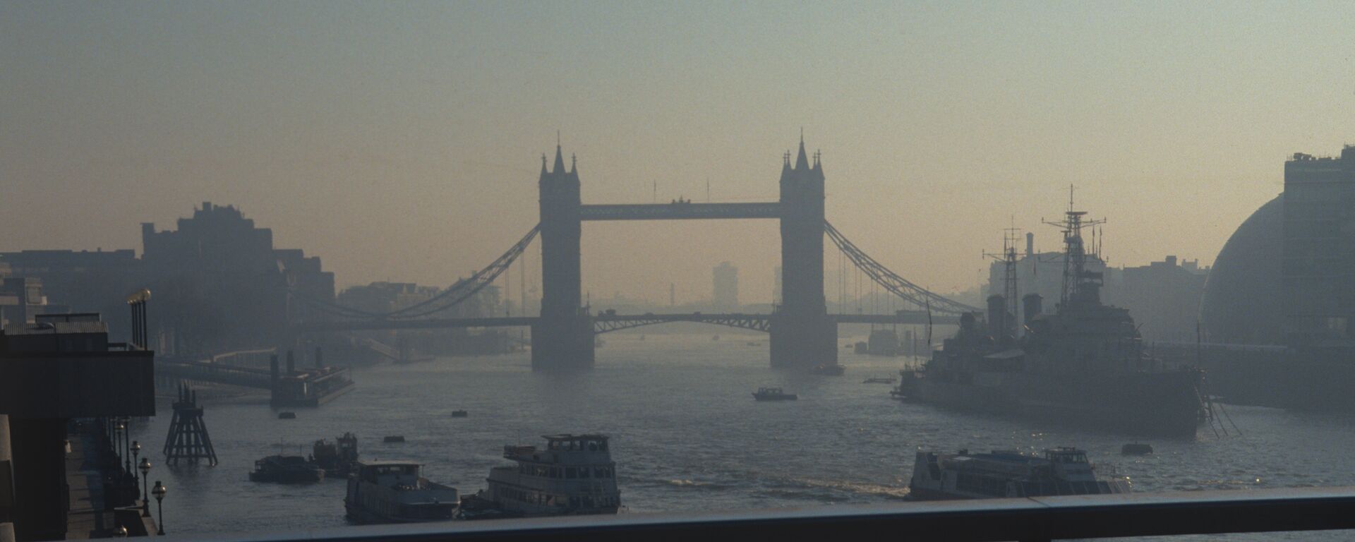 媒體：英國準備將凍結的俄資產交給烏克蘭，但不知道該如何操作 - 俄羅斯衛星通訊社, 1920, 05.12.2025