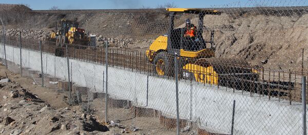 修建美墨隔离墙花费不会超过180亿美元 - 俄罗斯卫星通讯社