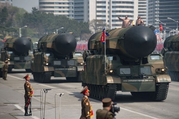 朝鲜太阳节大规模阅兵 - 俄罗斯卫星通讯社