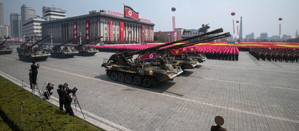 Военный парад, посвященный 105-летию со дня рождения Ким Ир Сена в Пхеньяне, Северная Корея Военный парад, посвященный 105-летию со дня рождения Ким Ир Сена в Пхеньяне, Северная Корея - 俄罗斯卫星通讯社
