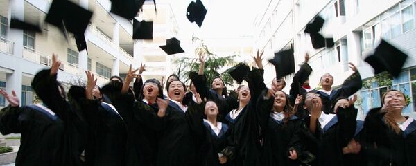 中国留学生越来越倾向于回国寻找工作 - 俄罗斯卫星通讯社