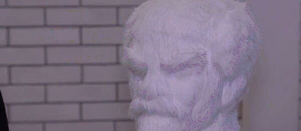 西伯利亚设计师打造列宁毛绒头像 纪念1917年俄国革命100周年 西伯利亚设计师打造列宁毛绒头像 纪念1917年俄国革命100周年 - 俄罗斯卫星通讯社