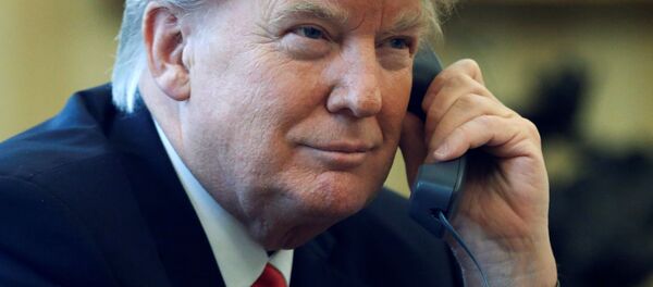 特朗普称与普京电话交谈富有成效 特朗普称与普京电话交谈富有成效 - 俄罗斯卫星通讯社