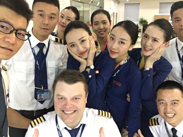 马尔克·霍赫洛夫 马尔克·霍赫洛夫 - 俄罗斯卫星通讯社