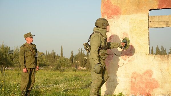 第一批叙利亚工兵在霍姆斯的俄罗斯排雷中心结业 - 俄罗斯卫星通讯社