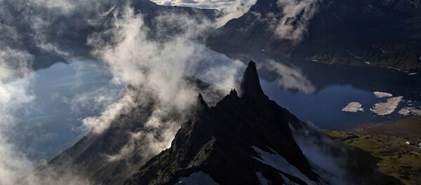 美專家：朝鮮核試驗可能誘發火山爆發 - 俄羅斯衛星通訊社