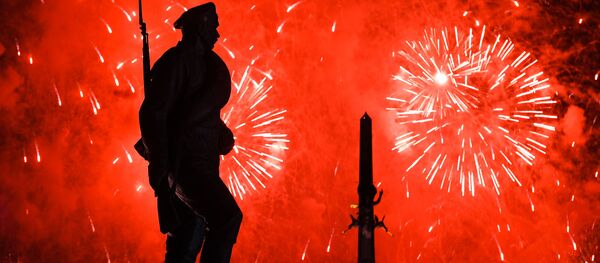 莫斯科俯首山上的勝利日煙花 莫斯科俯首山上的勝利日煙花 - 俄羅斯衛星通訊社