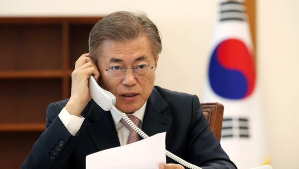 South Korean President Moon Jae-in speaks with Chinese President Xi Jinping by telephone - 俄罗斯卫星通讯社